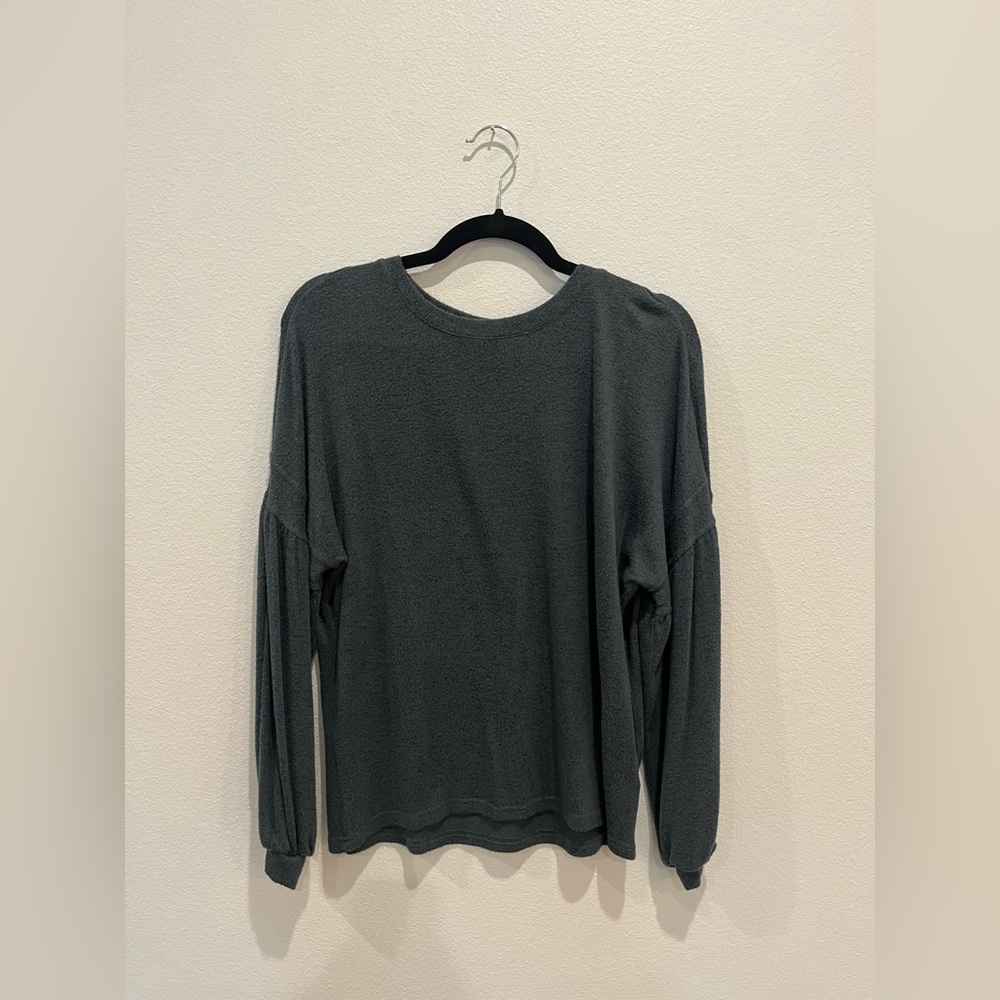 Promesa Dark Green Long Sleeve Top